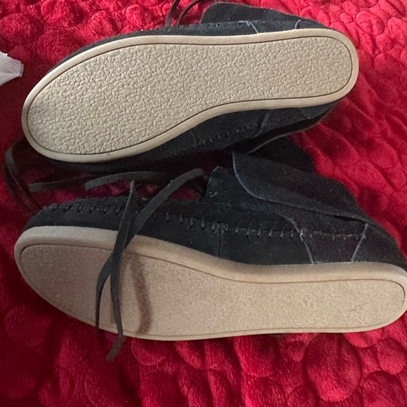 Toms women’s moccasins - Picture 3 of 4